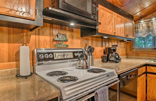 Elwood Apartamento | Plum Creek Retreat with Beach near Johnson Lake