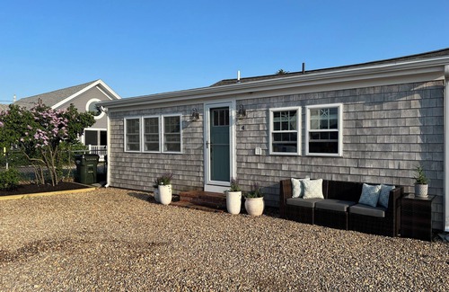 Newbury Cabaña | Plum Island Beach Cottage - 4 Minute Walk To Beach!!