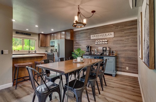 Plumas Eureka Estates Casa | Plumas Pines Escape - Golf Views + Coffee Bar + Games + Family Friendly
