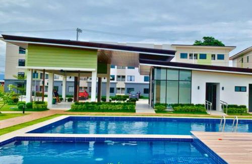 Basak Apartamento | Plumera Condo Near Airport Malls & Schools with Elevator