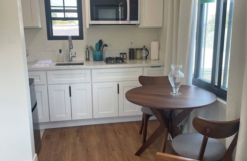 Loma Portal Apartamento | Plumosa Park Studio Casita with VIEWS!!