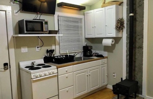 Newland Casa | Plumtree Mountain Retreat Studio #3