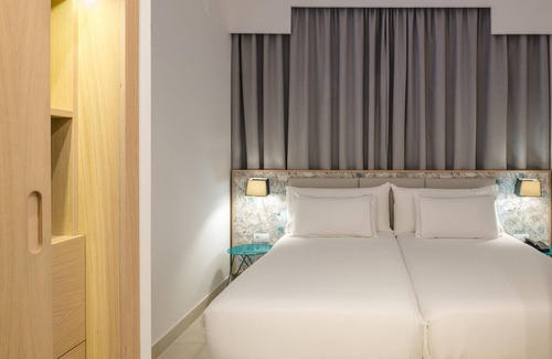 Puerto del Carmen Hotel | Plus Fariones Suite Hotel