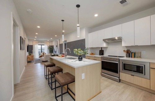 The Gulch Casa | Plush Haven-2 Unit Combo-Walk To Broadway