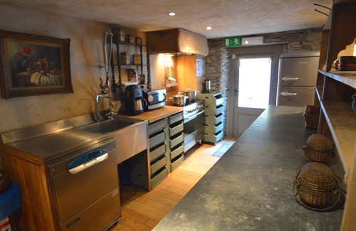 Orchimont Casa | Molino de lujo en Vresse-sur-Semois con piscina al interior