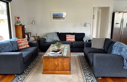 Venus Bay Casa | Pluto14 - Perfect location in the First Estate of Venus Bay