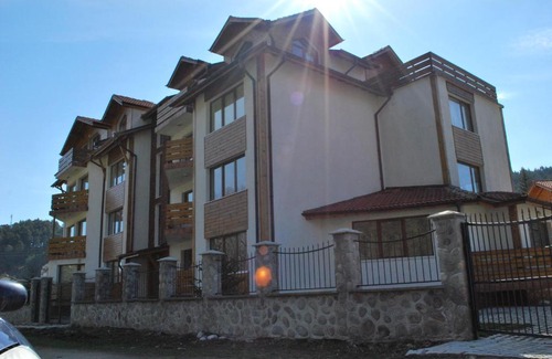 Madzhare Apartamento | PM Services Riverside Apartments