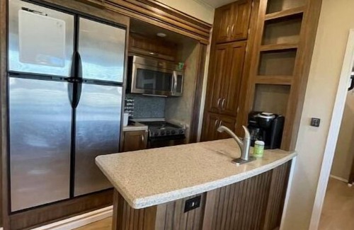 Sequim Casa | PNW glamping with private yard