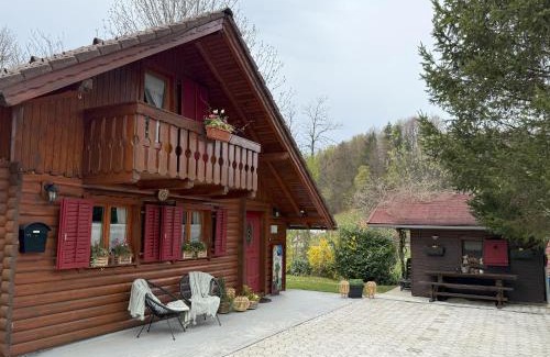 Bostanj Casa | Počitniška hiša z dvema spalnicama Sauna & Jacuzzi