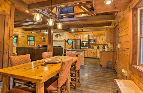 Locust Lake Village Cabina | ¡NUEVO! Cabina de lujo con terraza - 2 cuadras del lago Locust