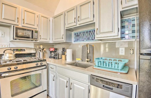 Long Pond Casa | Pocono Mountains Home with Deck, Grill and Fireplace!
