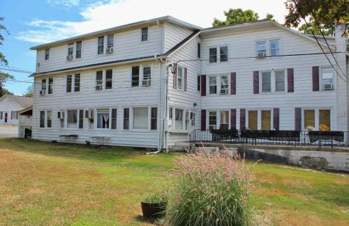 East Stroudsburg Hotel | Pocono Ridge Inn