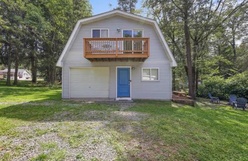 Greentown Casa | Poconos Cabin Year Round Bliss