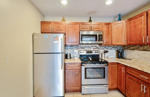 Tobyhanna Casa | Poconos Chalet Newly Renovated, Great Location 4 Bedroom Home by RedAwning