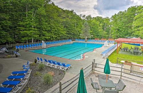 Gouldsboro Casa | Poconos Getaway with Indoor and Outdoor Pool Access!