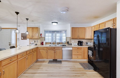 Bushkill Casa | Poconos House - 4BR house in Saw Creek, Bushkill