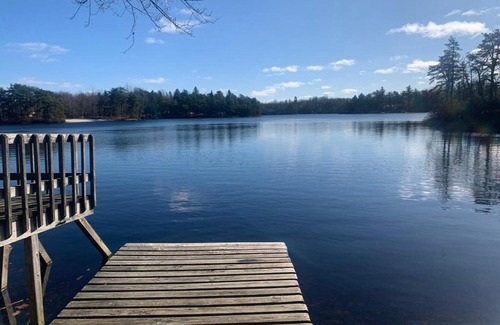 Long Pond Casa | Poconos Lake House Near Ski Resort