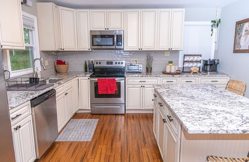 East Stroudsburg Casa | Poconos Oasis with hot tub, Game RM, & Fire pit. 8 min from Bushkill & Shawnee