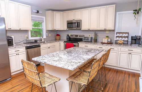 East Stroudsburg Casa | Poconos Oasis with hot tub, Game RM, & Fire pit. 8 min from Bushkill & Shawnee