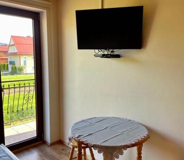 Kacwin Casa | Pod Świerkami - pokoje
