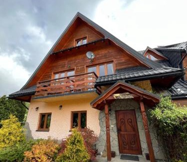 Cisna Casa | POD ROŻKAMI