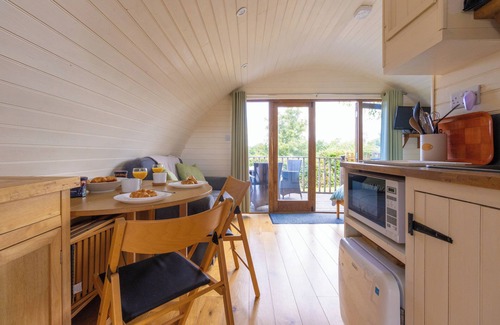 Llangammarch Wells Casa | Pod2 Kingfisher Powys River Glamping Pods Builth Wells Wales