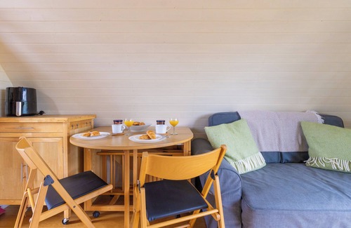 Llangammarch Wells Casa | Pod2 Kingfisher Powys River Glamping Pods Builth Wells Wales