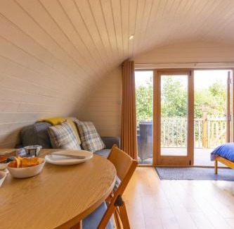 Llangammarch Wells Casa | Pod3 - Powys River Pods - Pet Friendly Glamping Pod Builth Wells Powys Wales