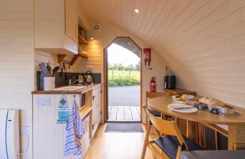 Llangammarch Wells Casa | Pod3 - Powys River Pods - Pet Friendly Glamping Pod Builth Wells Powys Wales