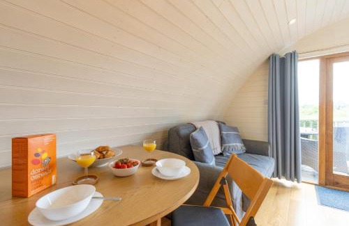 Llangammarch Wells Casa | Pod3 - Powys River Pods - Pet Friendly Glamping Pod Builth Wells Powys Wales