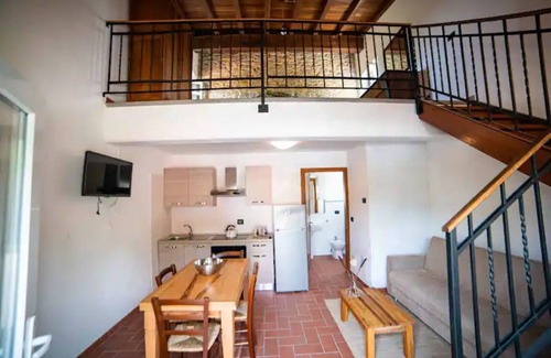 Masero Apartamento | Podere di Emore - n. 1 - App. on the Francigena with swimming pool and Wi Fi