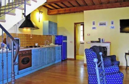 Ramazzano Casa | Podere Caldaruccio La Pineta - 22 people Cottage & Villa