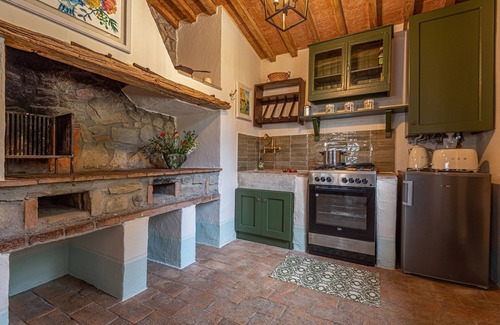 Il Poggio Chalet De Esquí | Podere Colombaio - Bucaneve chalet in historical Podere in Val d'Orcia