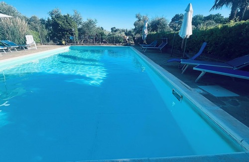 Gavorrano Apartamento | Podere Gli Scopai - Wohnung Nr. 1 mit Großem Garten und Schwimmbad