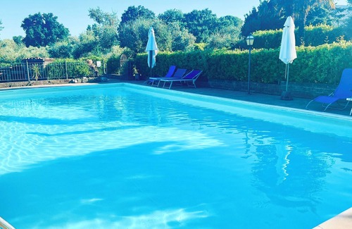 Gavorrano Apartamento | Podere Gli Scopai - Wohnung Nr. 1 mit Großem Garten und Schwimmbad