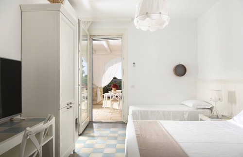 Pittuini Otro | Podere40 Country Hotel