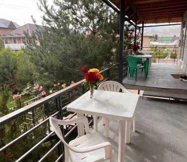 Cholpon-Ata Casa | Podsolnukhi Guest House