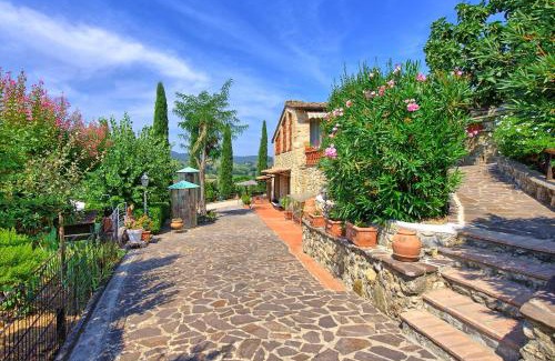 San Gimignano Apartamento | Poggiluglio by PosarelliVillas