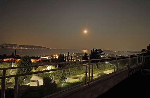 Pulciano Apartamento | Poggio al Sole 6 Apartment by Wonderful Italy