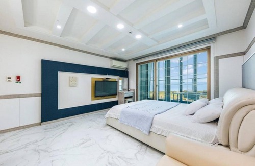 Pohang Casa | Pohang Cheonnyeonbawi Pension