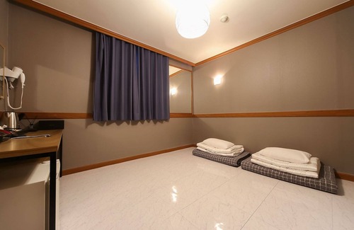 Pohang Hotel | Pohang Daejam-dong Good People Hotel
