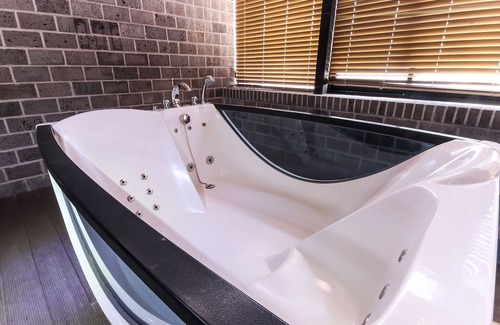 Pohang Hotel | Pohang Jukdo Market 11avenue