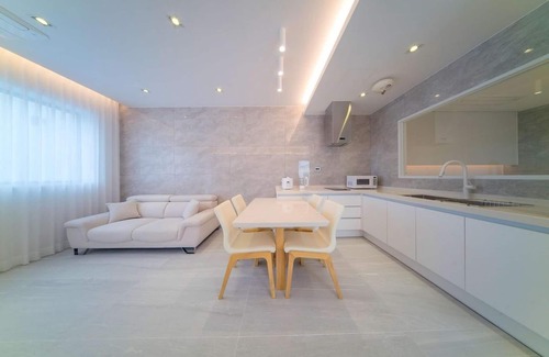 Pohang Casa | Pohang Polemeleupulbilla