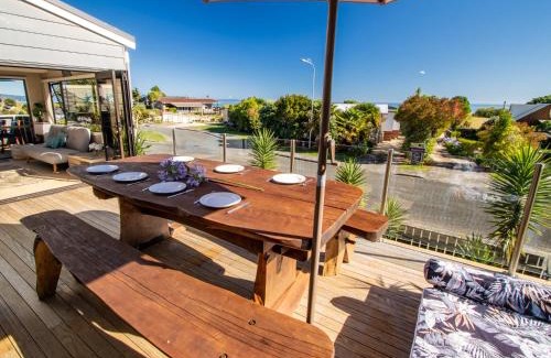 Pohara Casa | Pohara Beach Escape - Pohara Beach Holiday Home