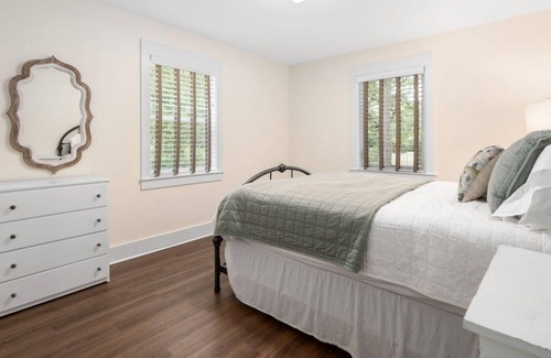 Fairhope Casa | Point Clear Cottage