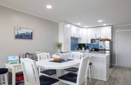 Emerald Isle Condominio | Point Emerald A-305, Oceanfront Condo in Emerald Isle, NC!