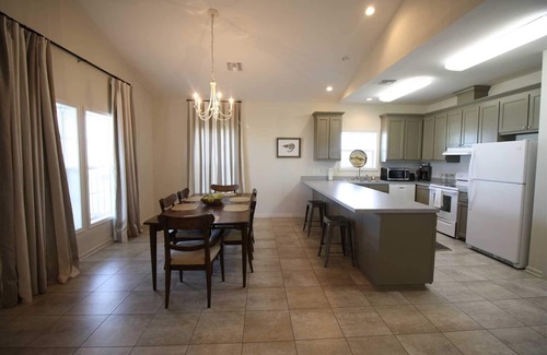 Golden Meadow Casa | Point Fourchon B - Waterfront - Island Realty