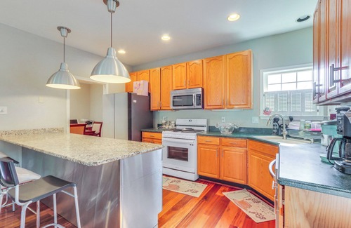 Point of Rocks Casa | Point of Rocks Vacation Rental w/ Community Pool!