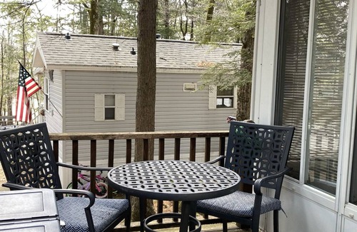 South Casco Cabaña | Point Sebago Vacation Home