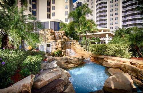 South Island Complejo | Pointe Estero Resort